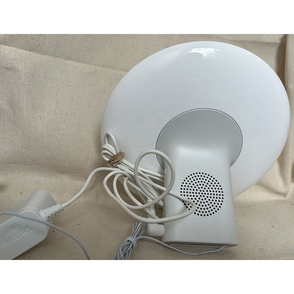 Philips Alarm Clock Wake-Up Radio Light with Sunrise Simulation White HF3505 - Picture 2 of 4